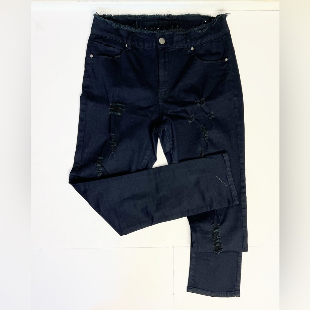 Black Distressed Jeans